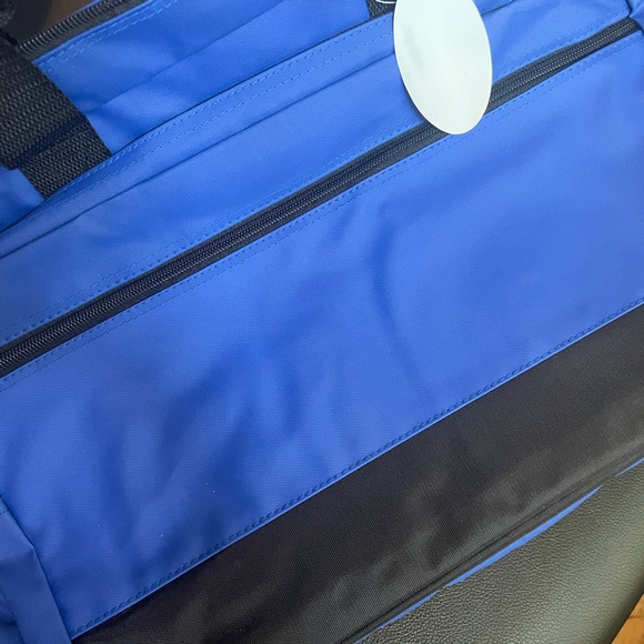 NWT GNBI Laptop, Commuter, & Travel Bag - Picture 7 of 8